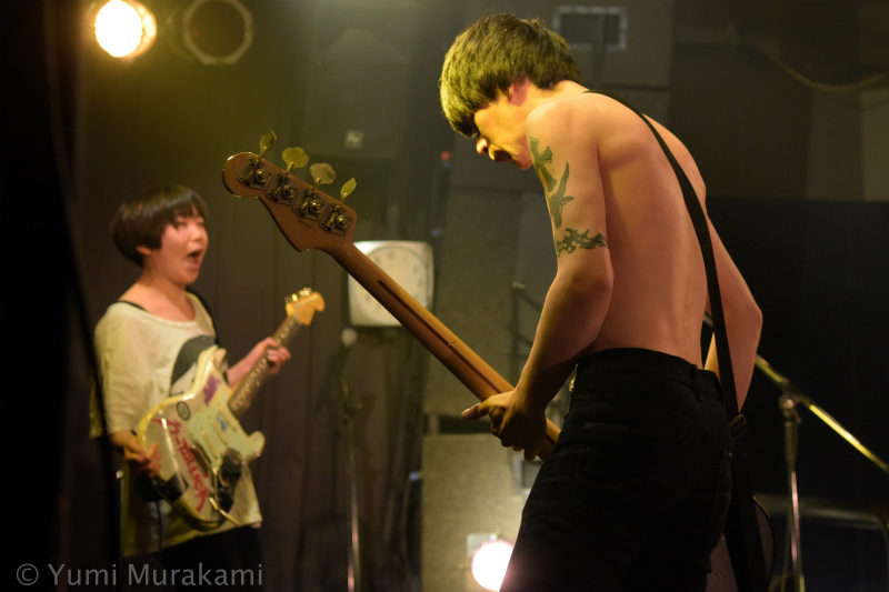 デッドバンビーズ