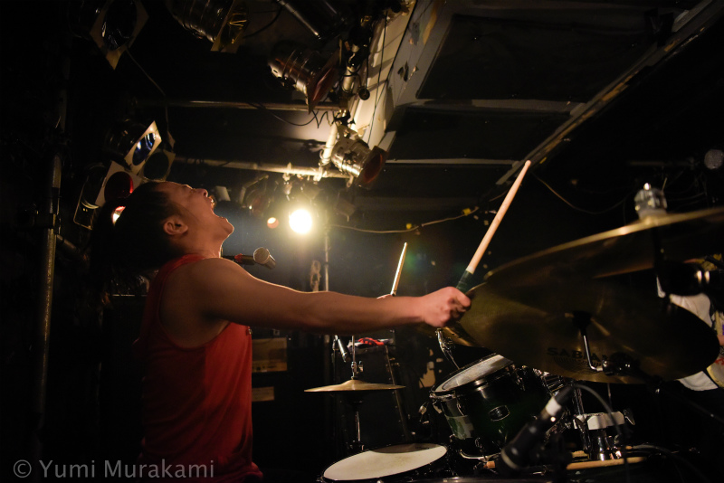 デッドバンビーズ